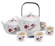 Чайный набор, керамический  Rolsen RK-1050 СRS цветок сакуры, об.1л., 1200Вт, заварочный чайник+4чашки